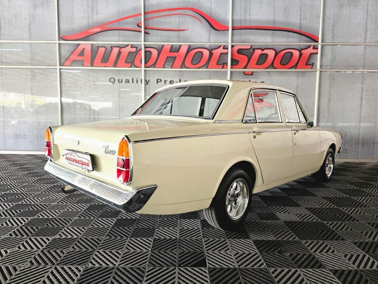 1966 Ford Corsair V4 Estate