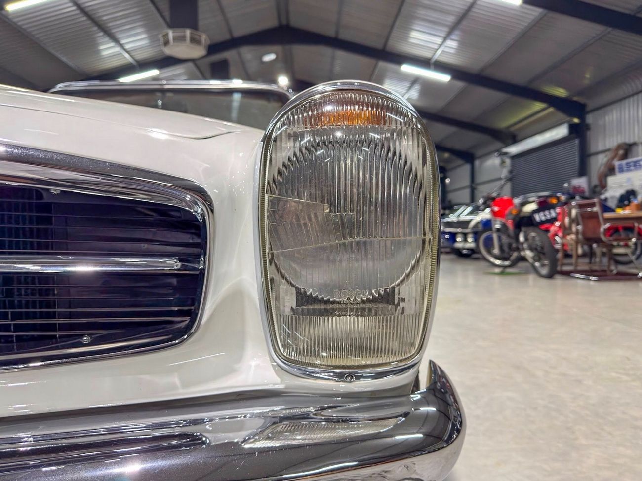 1969 Mercedes-Benz SL 280 Manual
