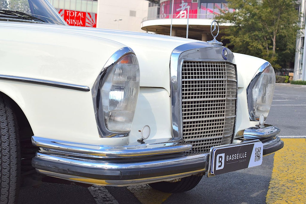 1971 Mercedes-Benz W108 280S (auto)