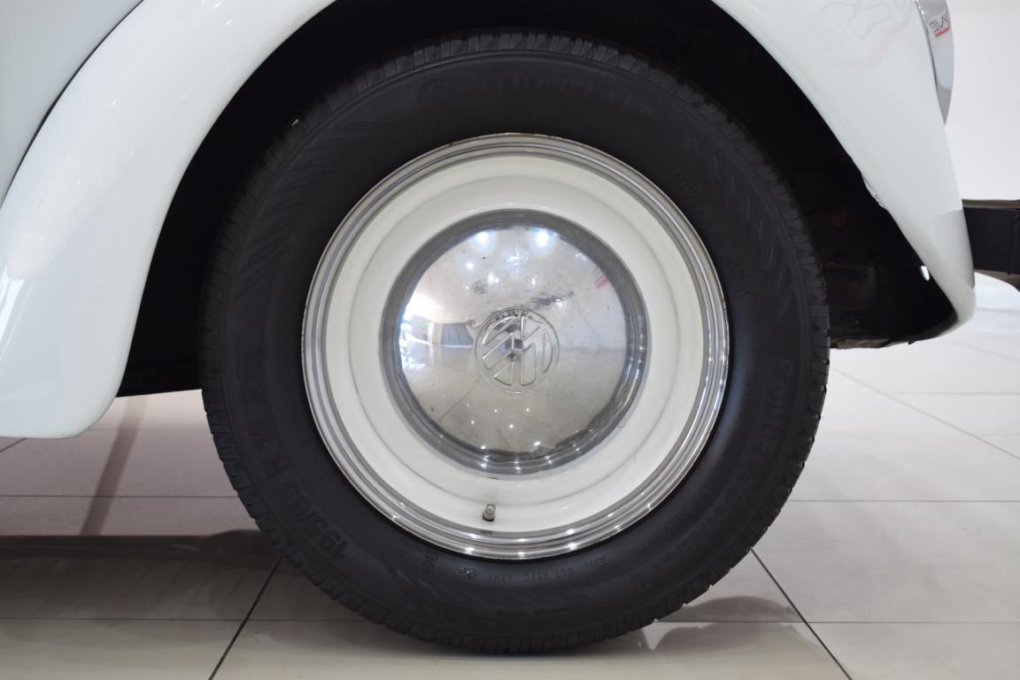 1975 Volkswagen Beetle 1300