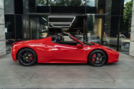 2012 Ferrari 458 Spider South Africa - image 3