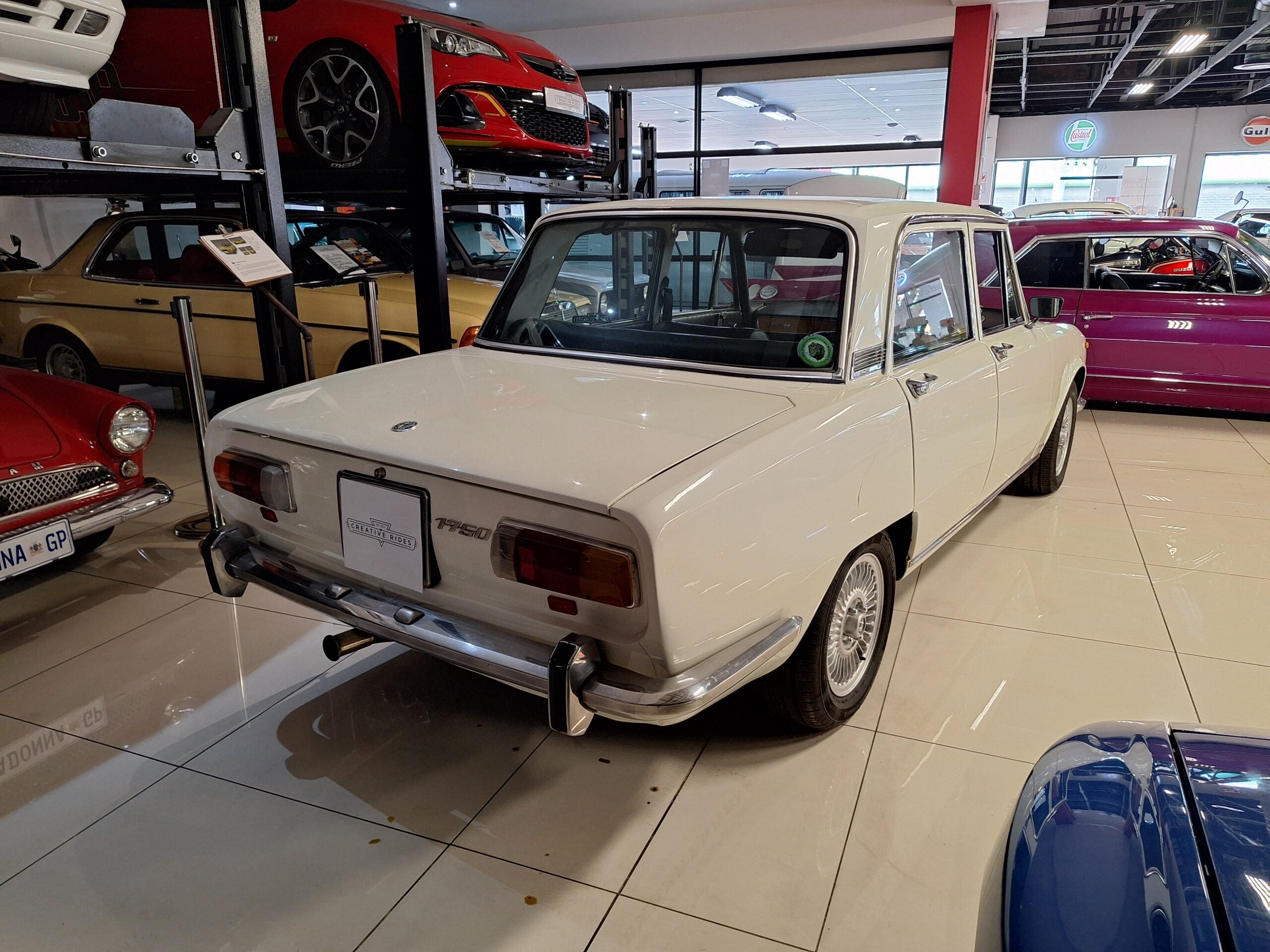 1972 Alfa Romeo 1750 Berlina - image 6