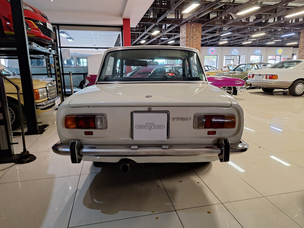 1972 Alfa Romeo 1750 Berlina - image 5