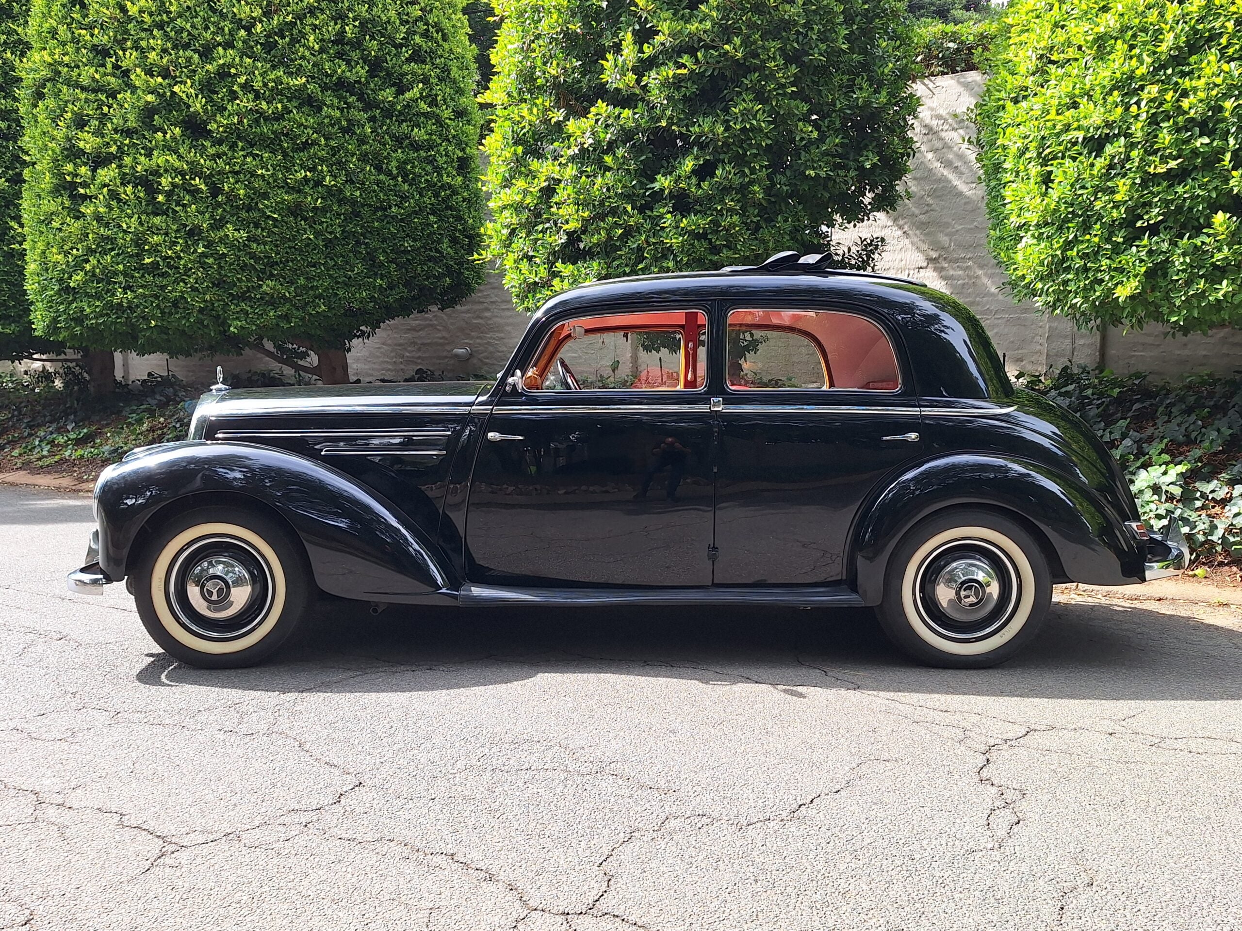 1952 Mercedes Benz 220 W187 Sedan - image 9