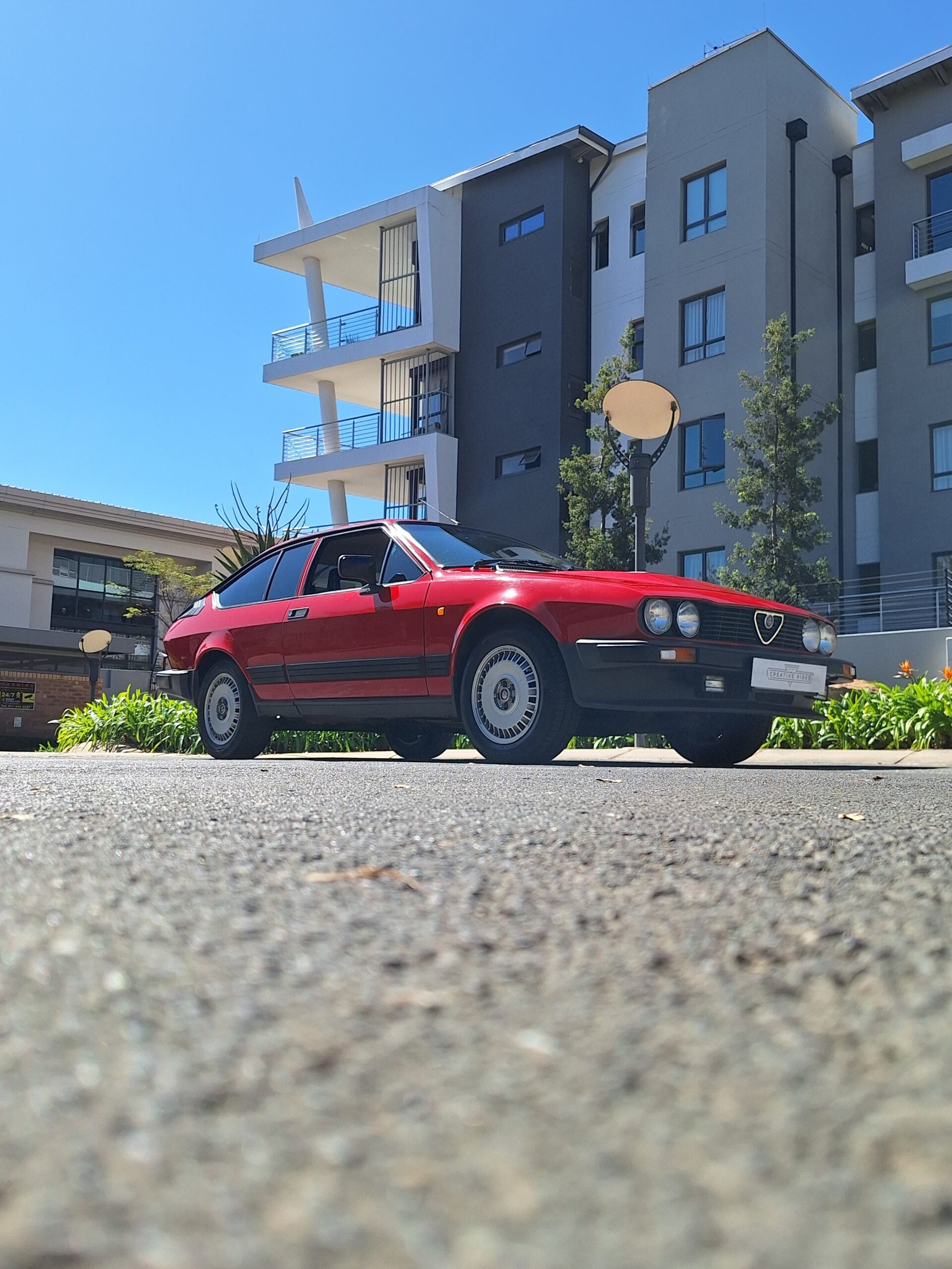 1981 Alfa Romeo 2.5 GTV - image 4