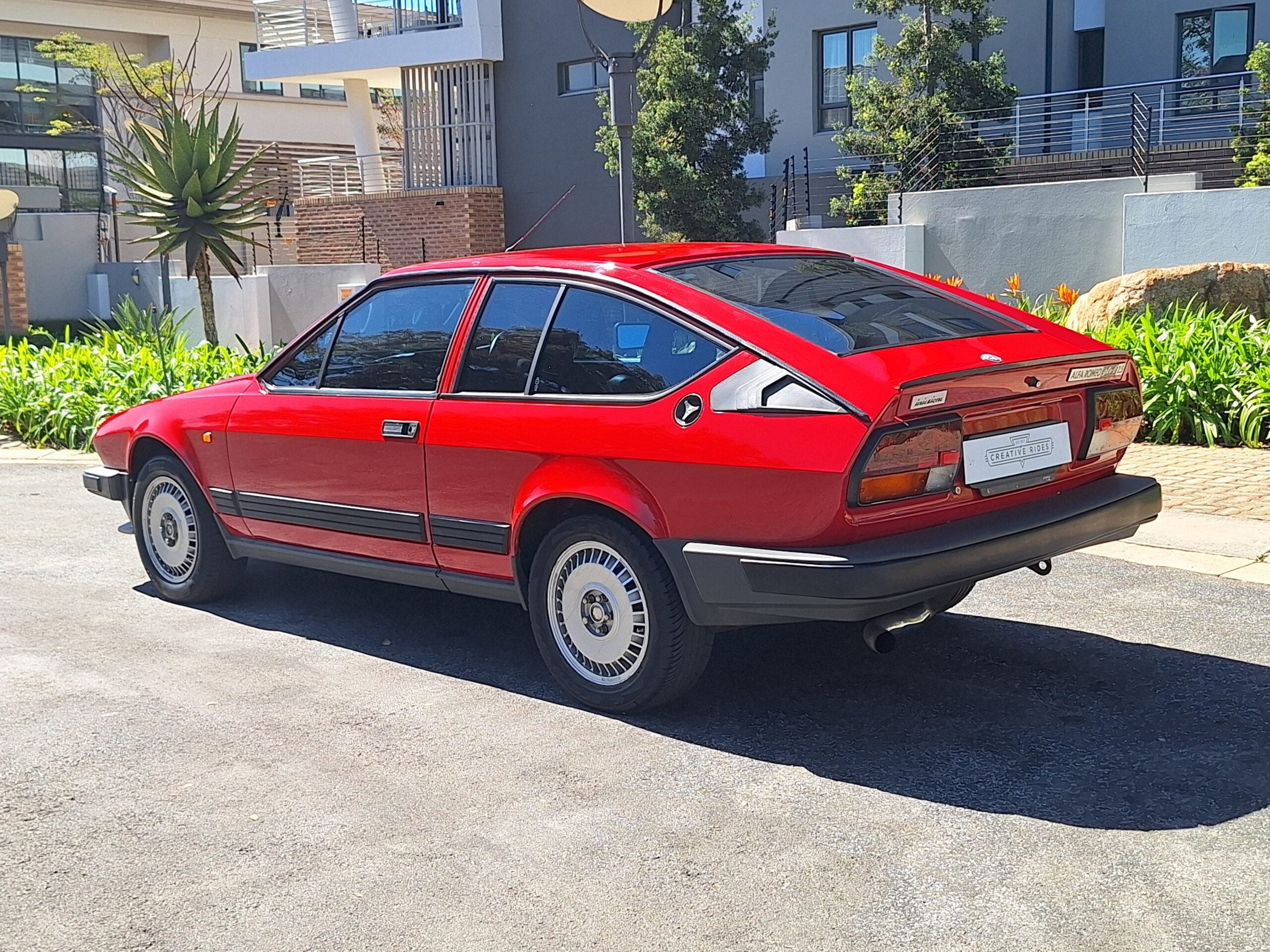 1981 Alfa Romeo 2.5 GTV - image 10