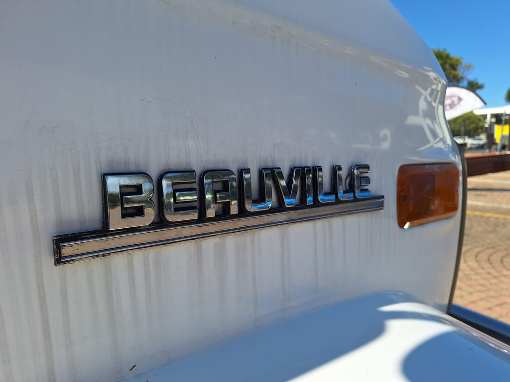 Chevrolet Beauville - image 6