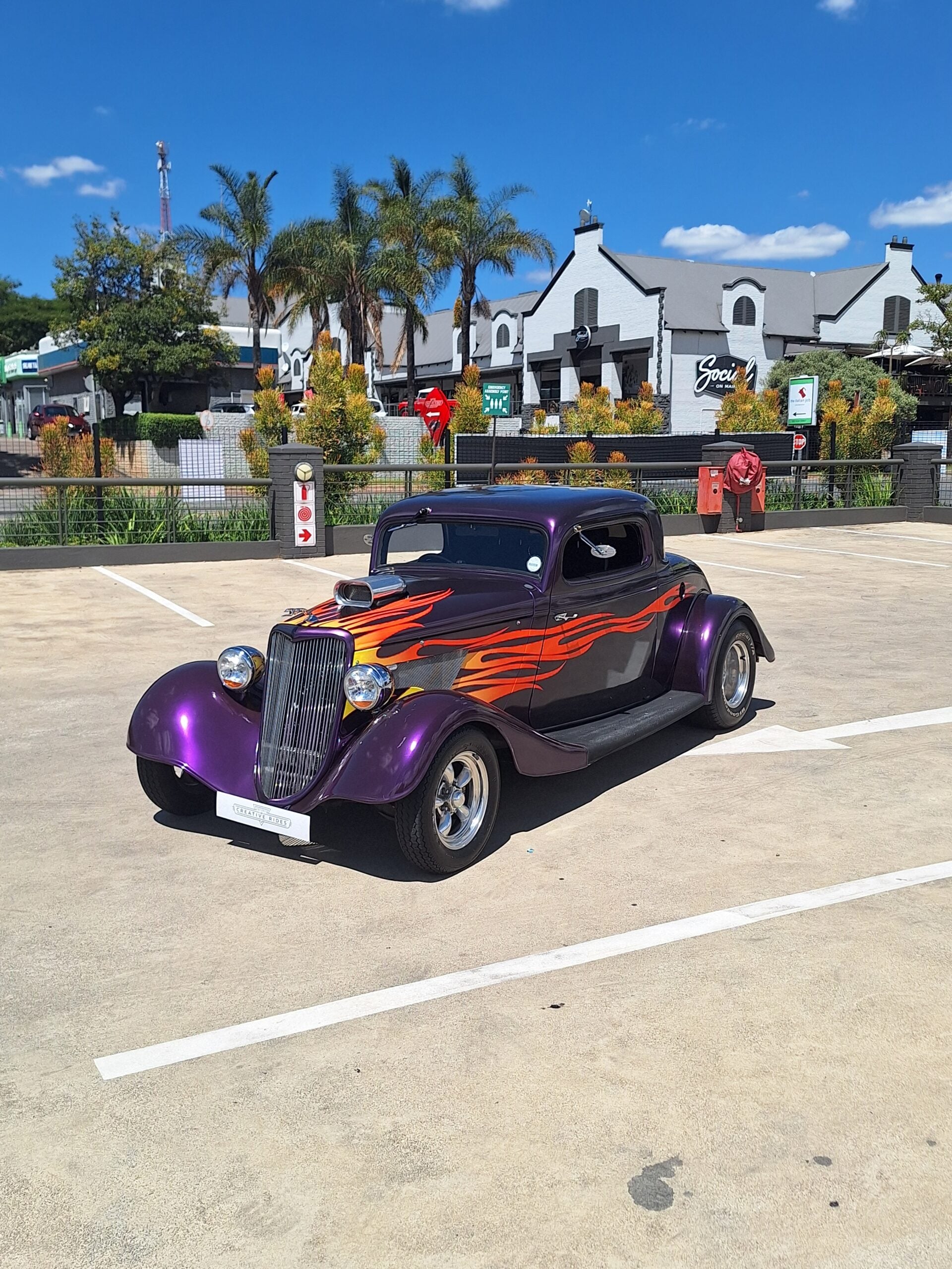 1934 Ford 3 Window Coupe Hotrod - image 4
