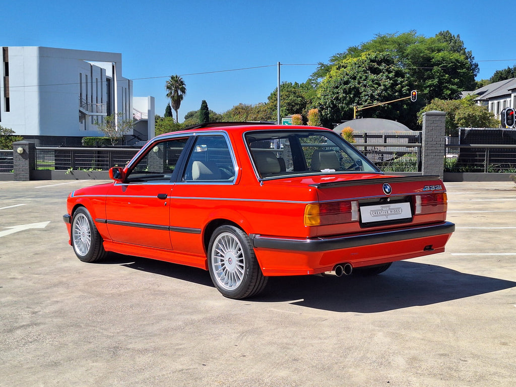 BMW 333i E30 - image 9