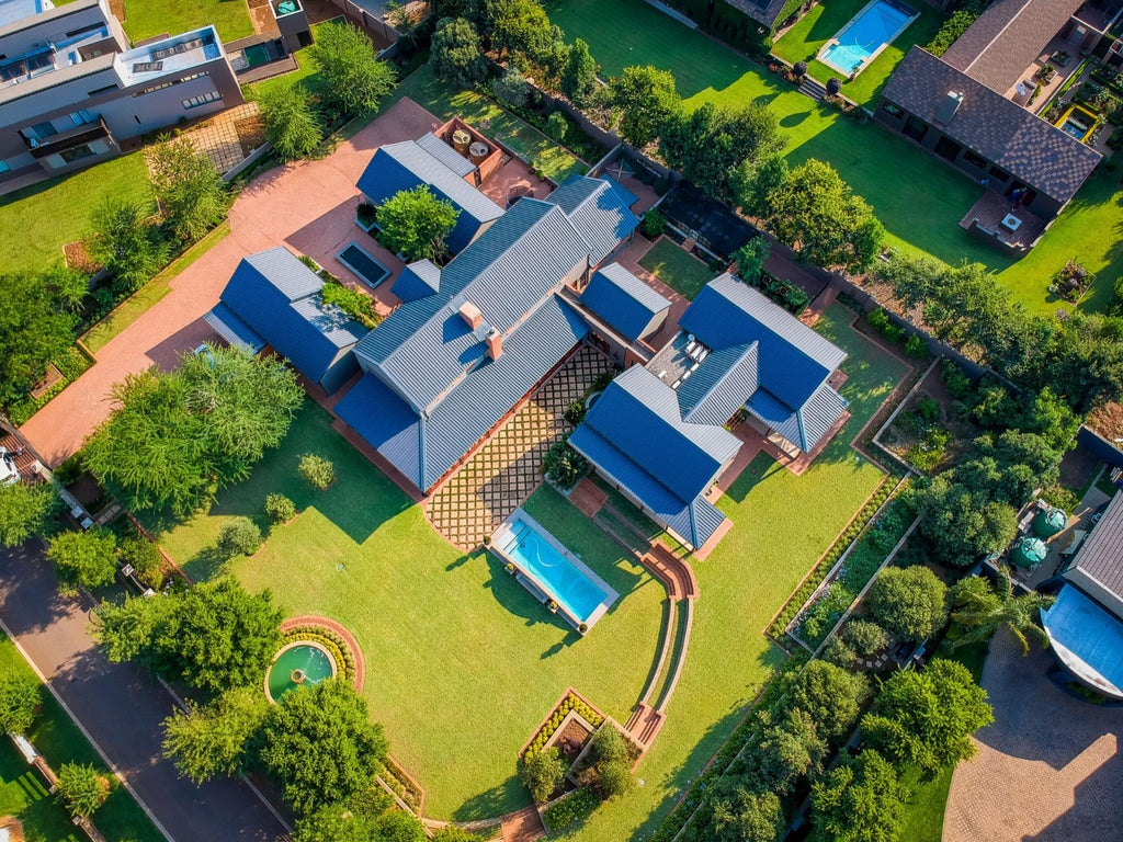 4 Bedroom House For Sale in Zwavelpoort AH - Zwavelpoort AH