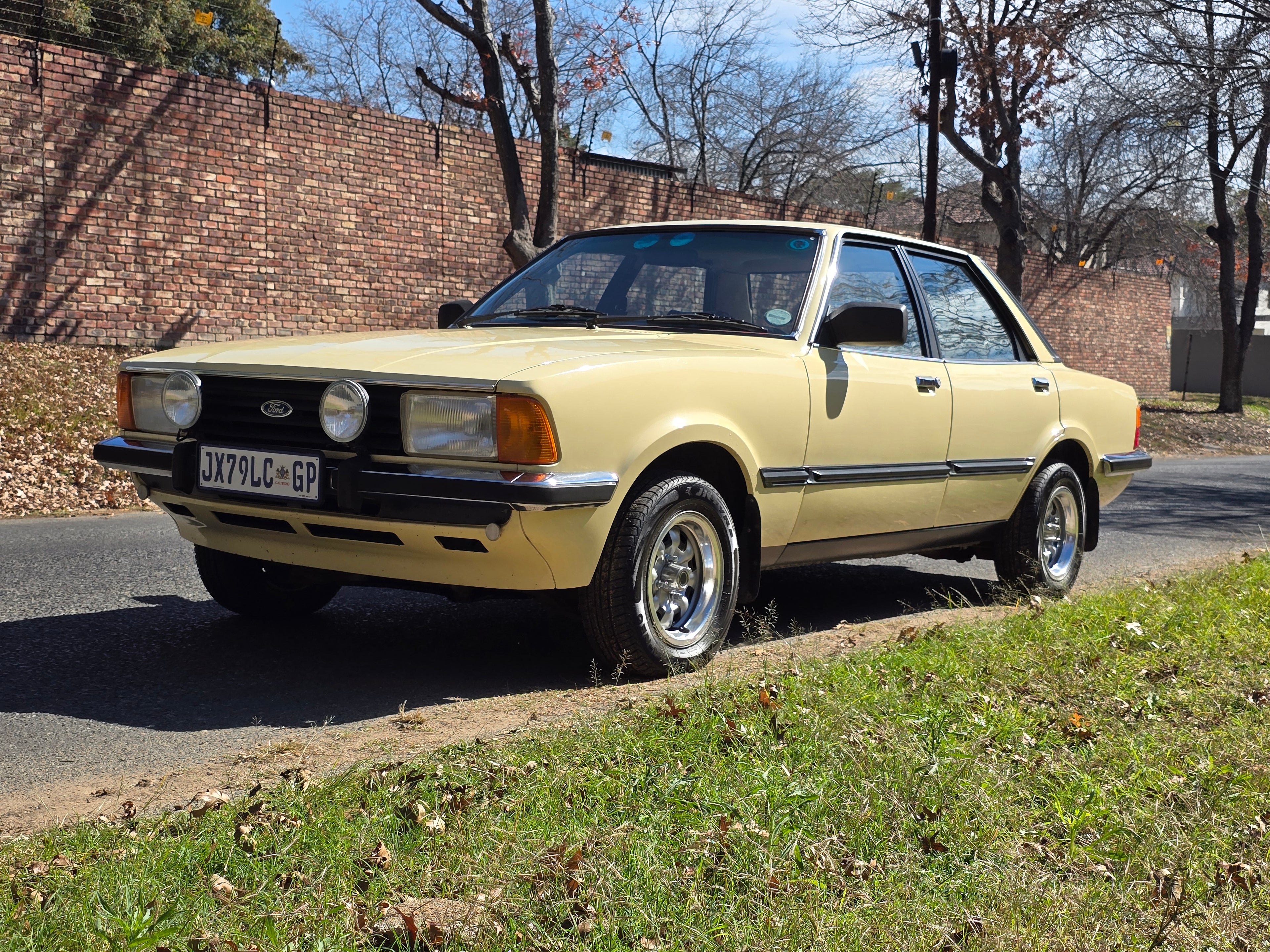 1981 Ford Cortina 3.0 GLS South Africa - photo 2