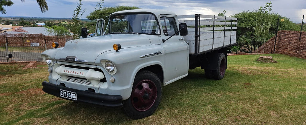 1956 Chevrolet 4400 South Africa - photo 2