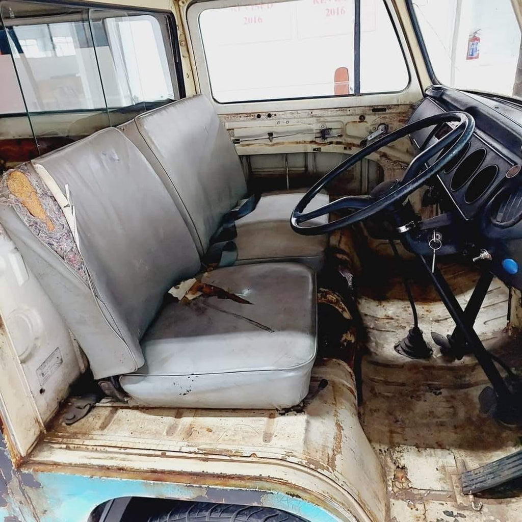1970 VW Kombi Lowlight Ambulance South Africa - photo 5