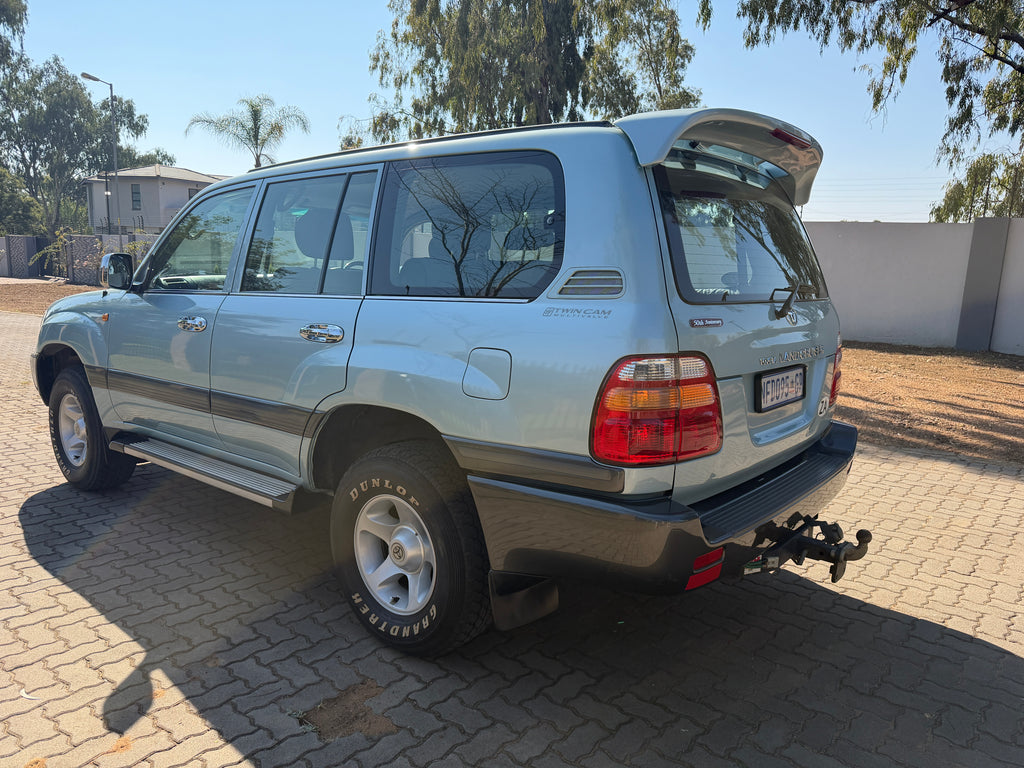2001 Toyota Land Cruiser 100 Series 50th Anniversary South Africa - photo 6