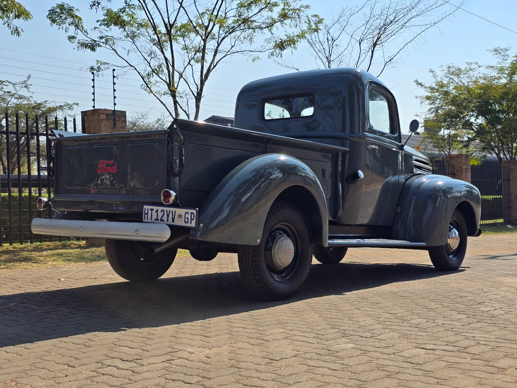 1946 Ford "Jailbar" Half-Ton Pickup South Africa - photo 3