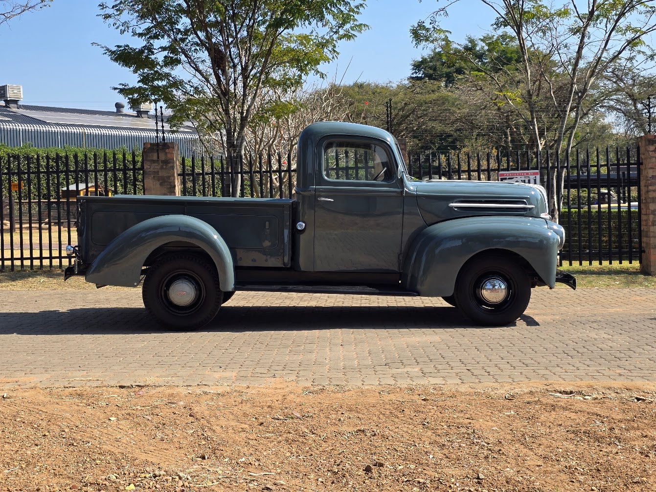 1946 Ford "Jailbar" Half-Ton Pickup South Africa - photo 6
