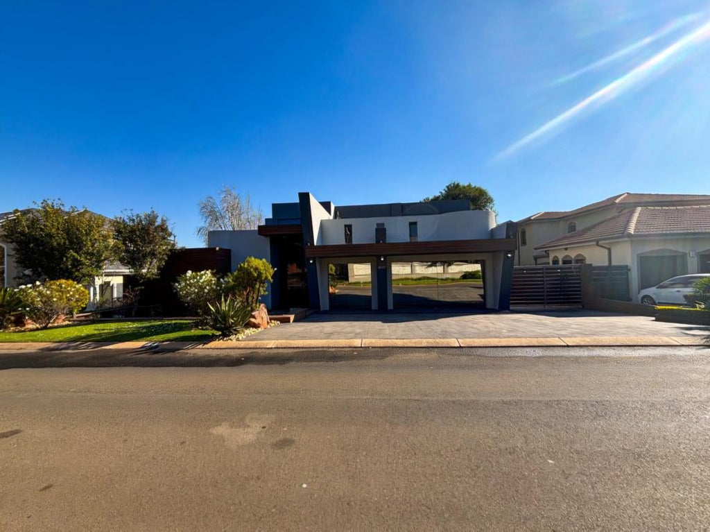 4 Bedroom House For Sale in Rynfield - Rynfield