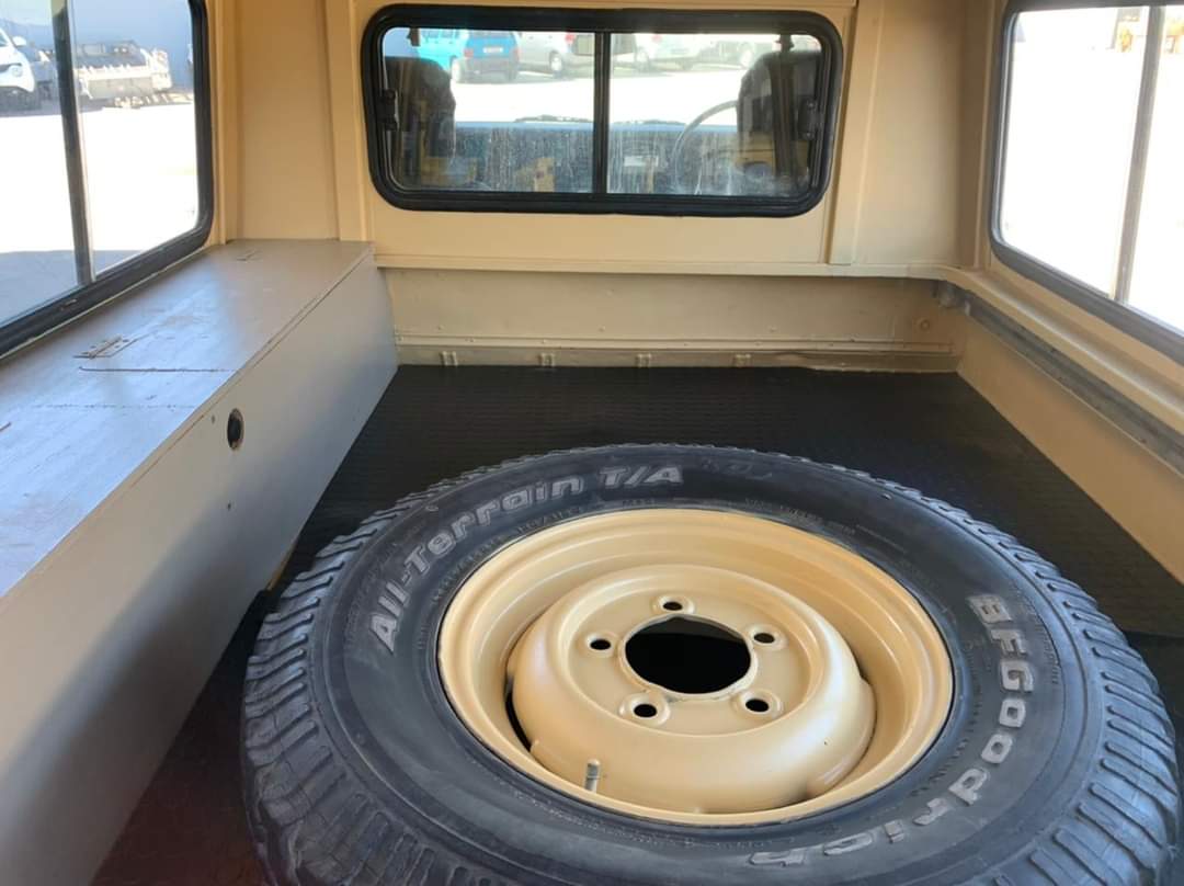 1973 Land Rover Series III 109 inch Station Wagon South Africa - photo 8