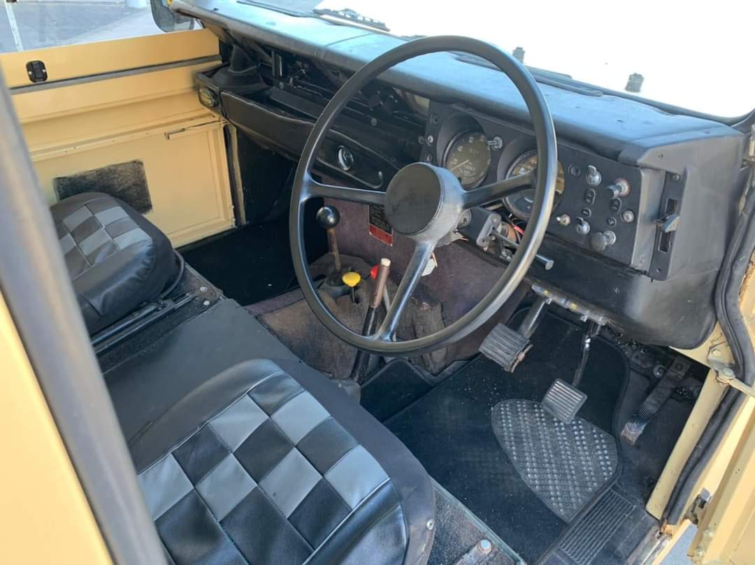 1973 Land Rover Series III 109 inch Station Wagon South Africa - photo 5