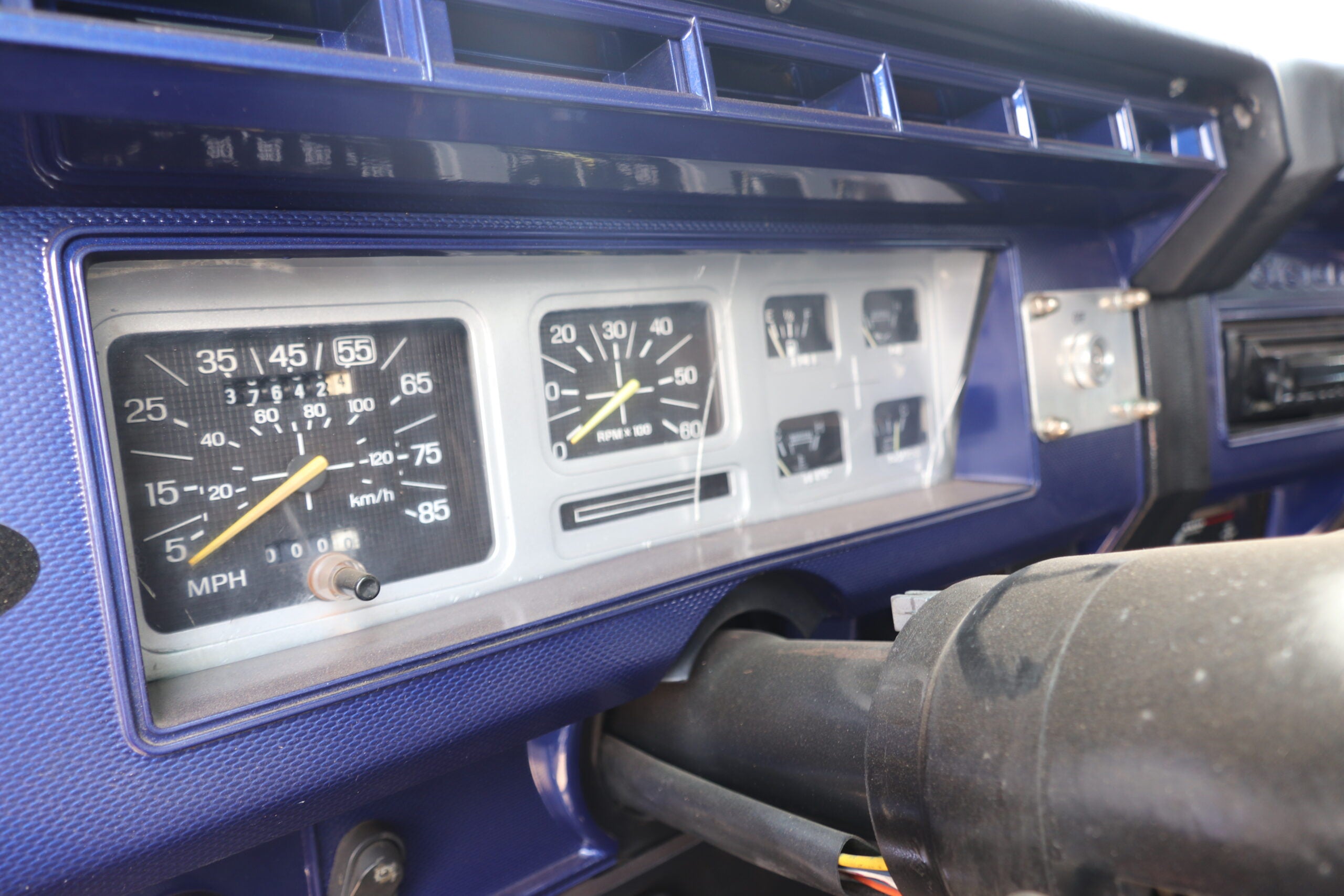 1985 Ford F350 Pick-Up - image 8