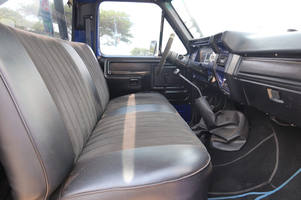 1985 Ford F350 Pick-Up - image 9