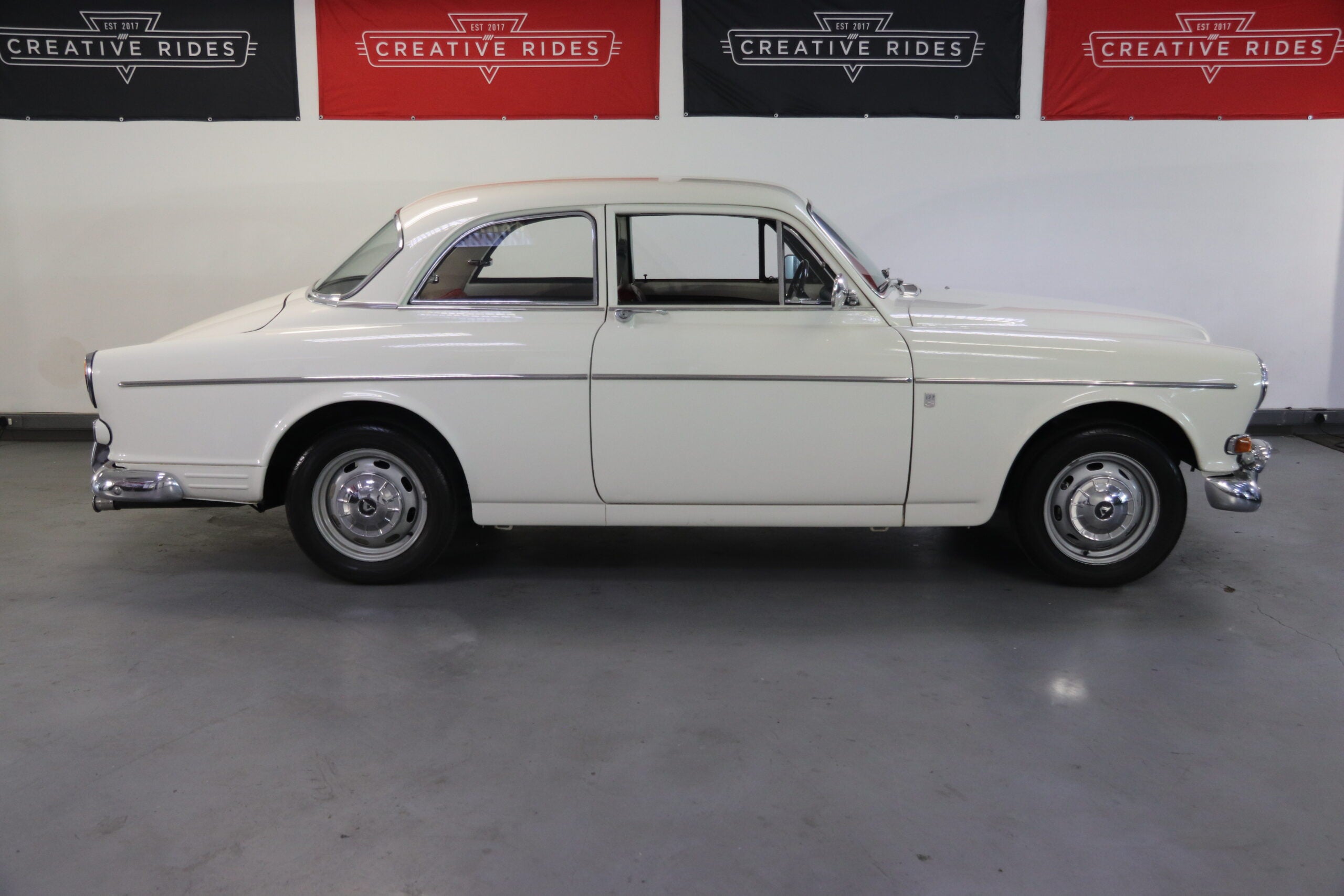 1969 Volvo 122S Amazon - image 10