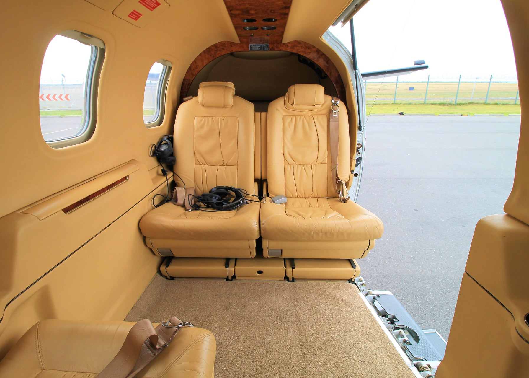 2006 Socata TBM 700C2 South Africa