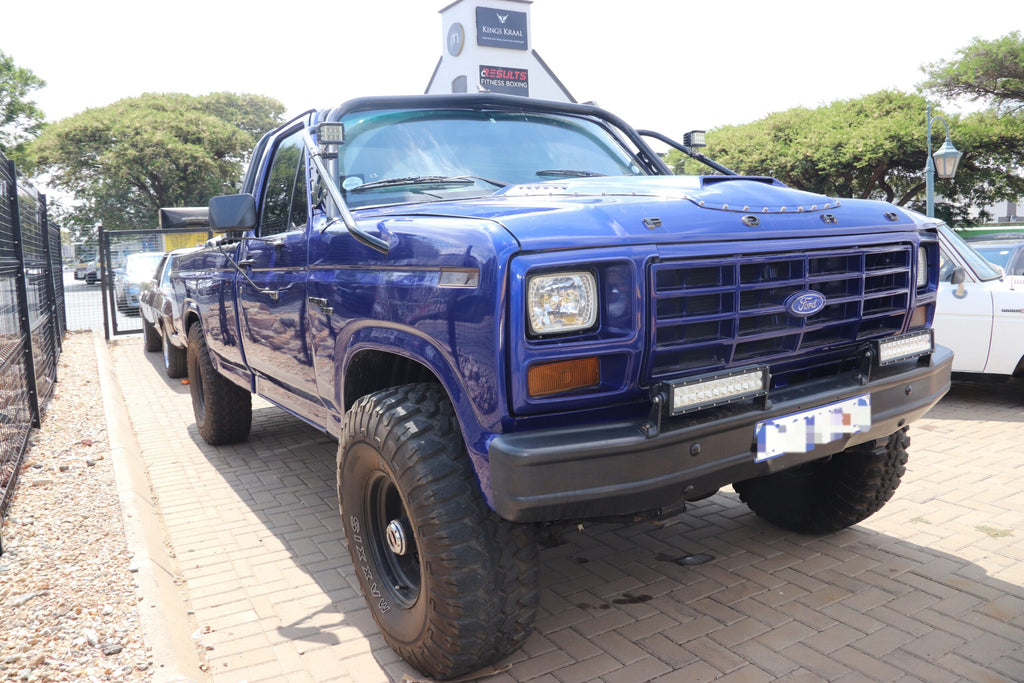 1985 Ford F350 Pick-Up - image 3